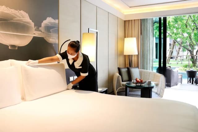 Siam Kempinski Hotel Bangkok-The Royal Suite with Executive Lounge Benefit-2