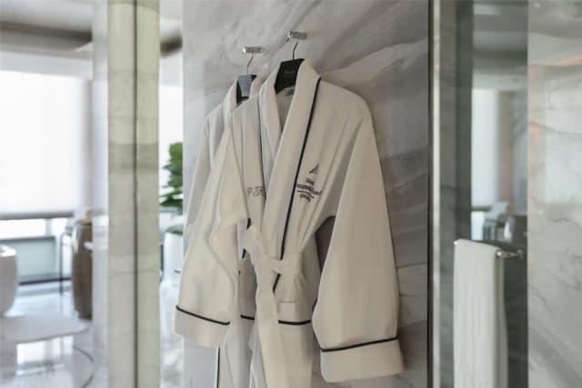 Siam Kempinski Hotel Bangkok-The Royal Suite with Executive Lounge Benefit-27