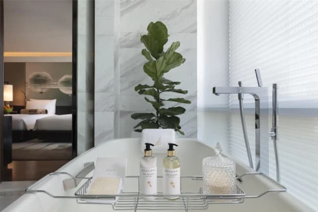 Siam Kempinski Hotel Bangkok-The Royal Suite with Executive Lounge Benefit-29