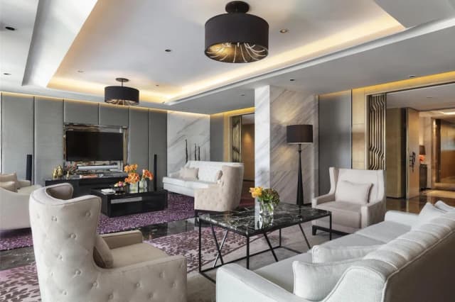 Siam Kempinski Hotel Bangkok-The Royal Suite with Executive Lounge Benefit-10