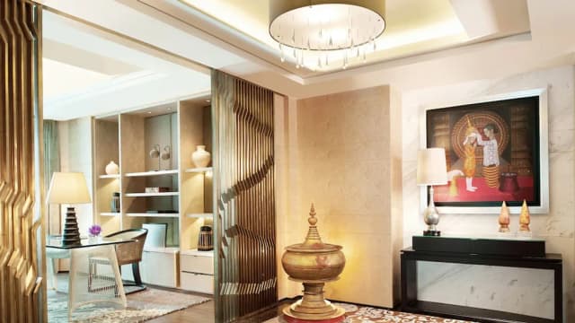 Siam Kempinski Hotel Bangkok-The Royal Suite with Executive Lounge Benefit-5