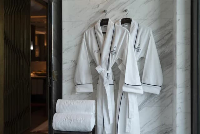 Siam Kempinski Hotel Bangkok-The Presidential Suite with Executive Lounge Benefit-9