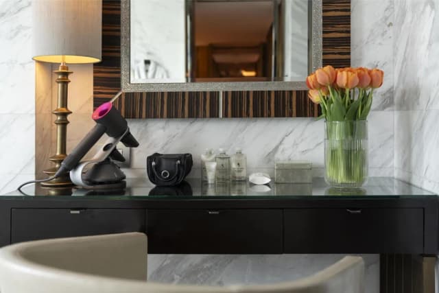 Siam Kempinski Hotel Bangkok-The Presidential Suite with Executive Lounge Benefit-8