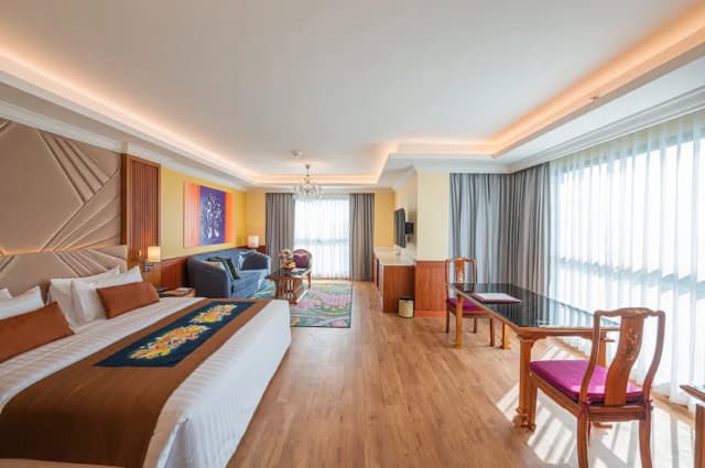 エンプレス・プレミア・ホテル-Studio Suite-3