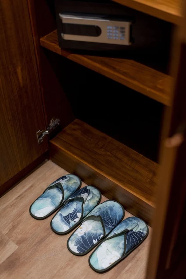 エンプレス・プレミア・ホテル-Studio Suite-5