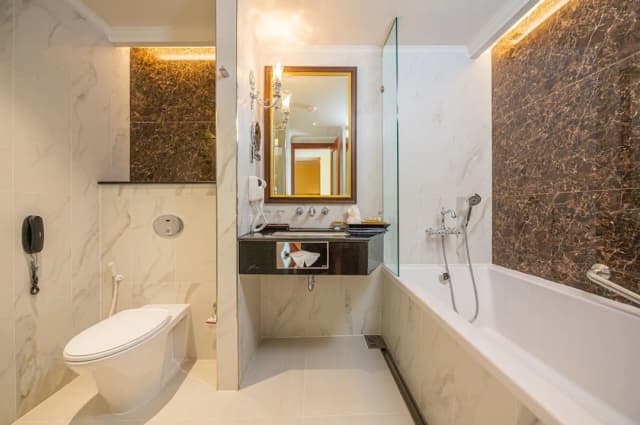 エンプレス・プレミア・ホテル-Studio Suite-12