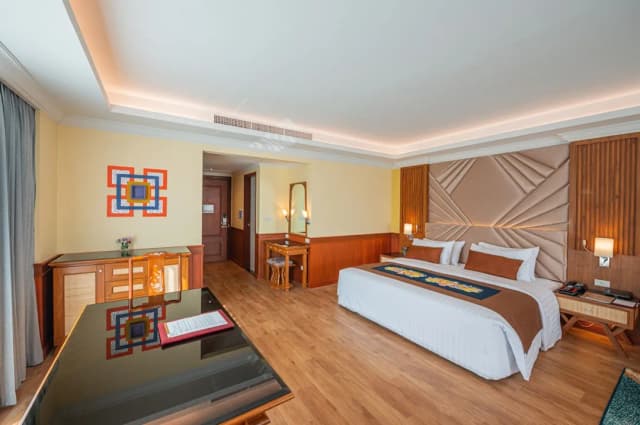 エンプレス・プレミア・ホテル-Studio Suite-2