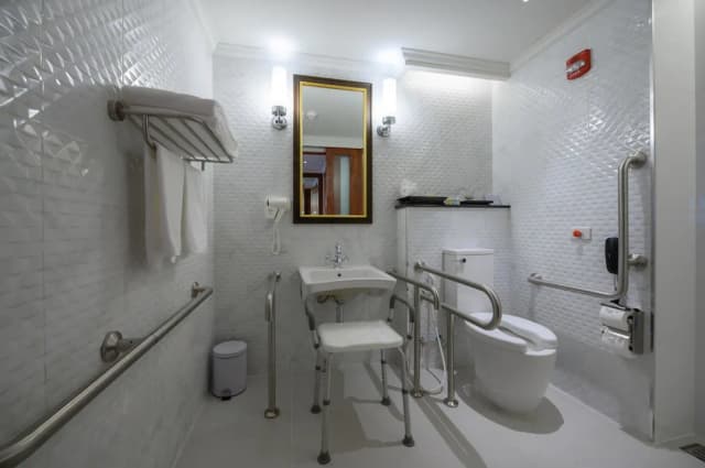 エンプレス・プレミア・ホテル-Premier Deluxe Room-18