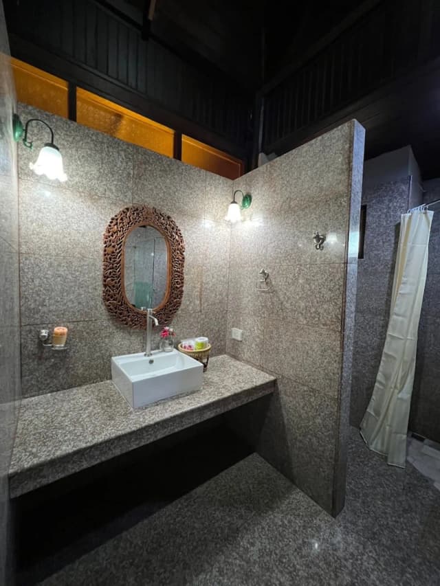 Sasitara   Thai  villas-Family 2 Kingsize Bed-11