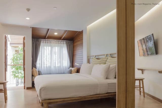 Pastell Oldtown Chiang Mai-Deluxe Double Room With Balcony-1