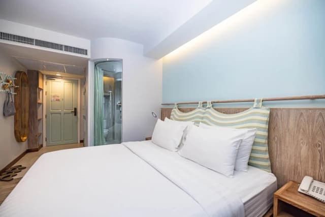 Pastell Oldtown Chiang Mai-Deluxe Double Room With Balcony-7