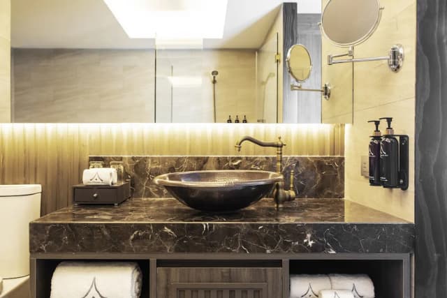 チェンマイオールドタウン-デラックス ルーム 浴槽 (King Bed or Twin Bed)-10