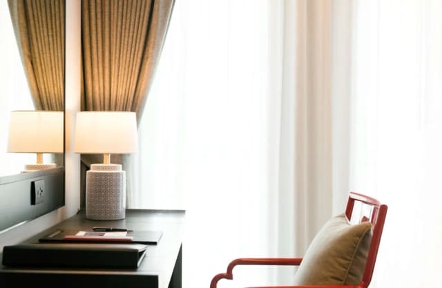 ラマダ プラザ バイ ウィンダム チャオ ファー-デラックス ルーム キングベッド 1 台 マウンテンビュー-5