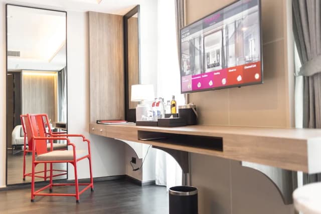 ラマダ プラザ バイ ウィンダム チャオ ファー-プレミアム ルーム キングベッド 1 台 禁煙-6