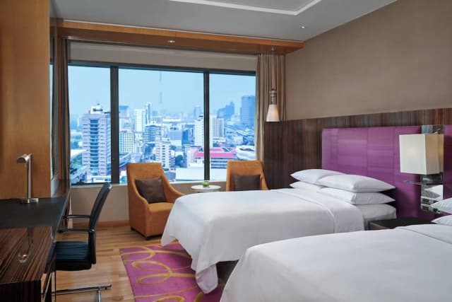 Renaissance Bangkok Ratchaprasong Hotel by Marriott-R Discovery Room, 2 Double Beds, High Floor, Non Smoking-5