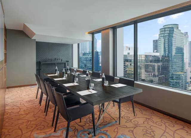 Renaissance Bangkok Ratchaprasong Hotel by Marriott-Executive Room, 2 Double Beds, High Floor, Non Smoking-2