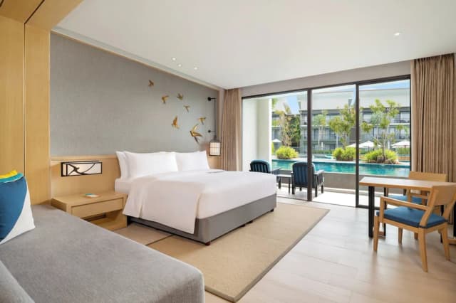 Le Meridien Khao Lak Resort & Spa-Room, 1 King Bed with Sofa bed, Pool Access, Pool View-1