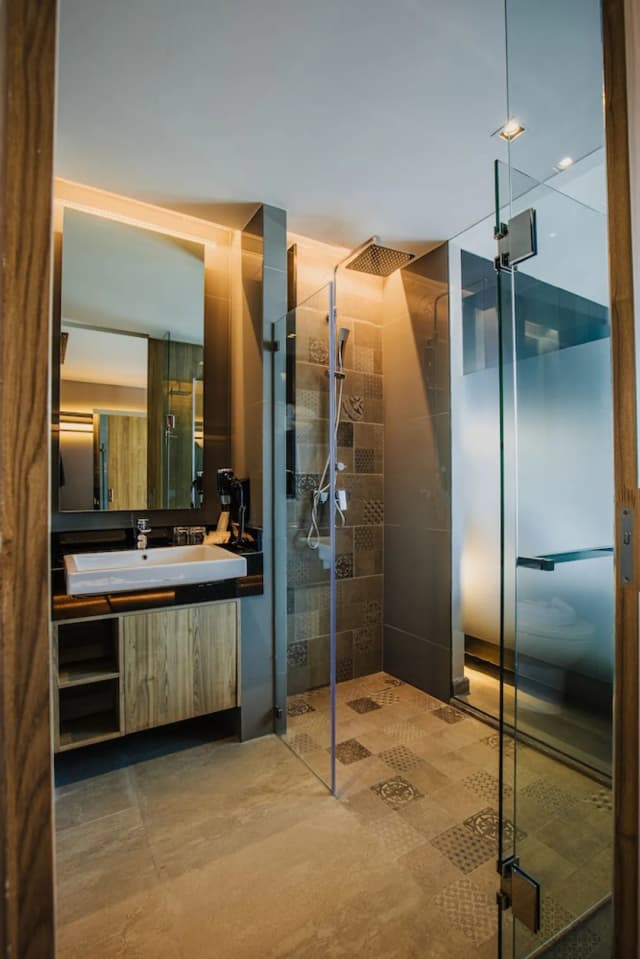 Rak Elegant Hotel Patong-Rak Twin Room No Balcony-7