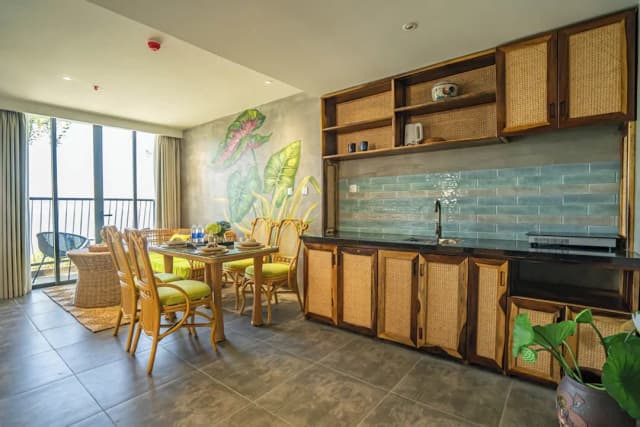 Signature Hotel Nha Trang-Two-Bedroom Suite-8