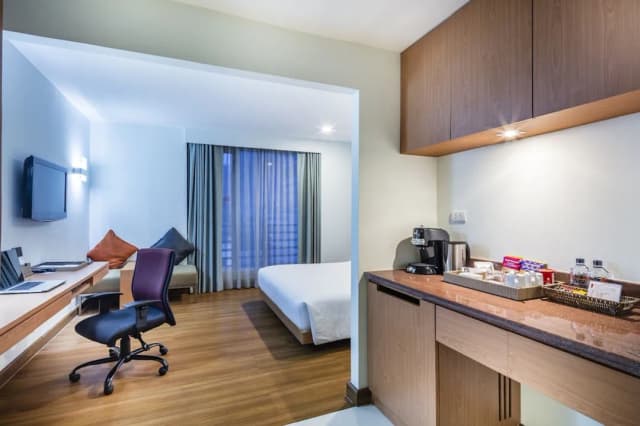 Hotel Solo Sukhumvit 2-Deluxe Room, 1 King Bed-6