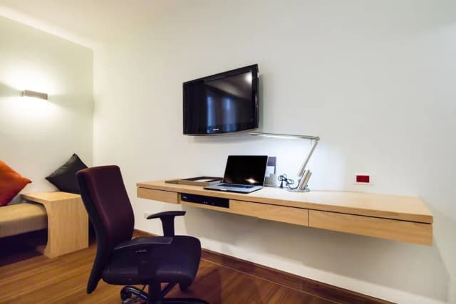 Hotel Solo Sukhumvit 2-Superior Room, 1 King Bed-6