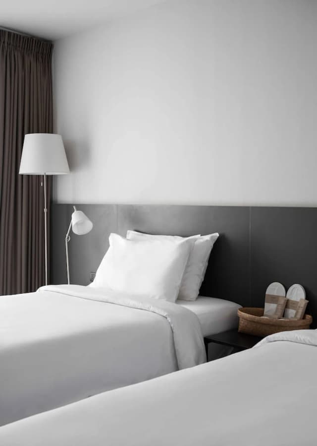 POR Thapae Gate-Standard Twin Room, 2 Twin Beds, Non Smoking, City View-5