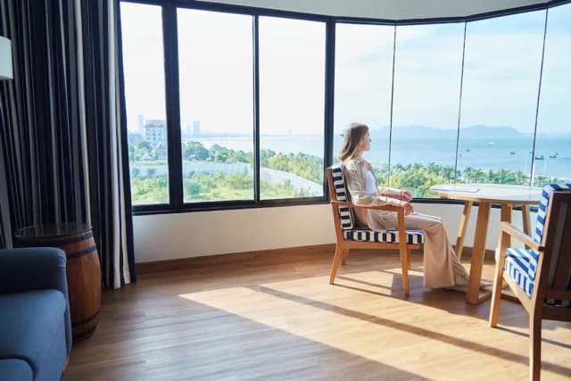 オーシャン マリーナ リゾート パタヤ ジョムティエン-デラックス ルーム キングベッド 1 台-5