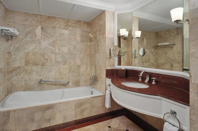 Jubilee Prestige Hotel Ratchadapisek-Deluxe Room, 2 Twin Beds, City View-7