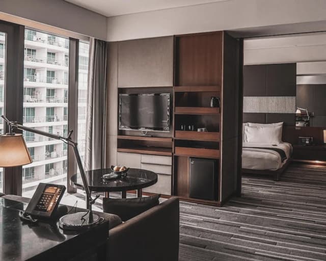 Hansar Bangkok Hotel-Urban Suite-5