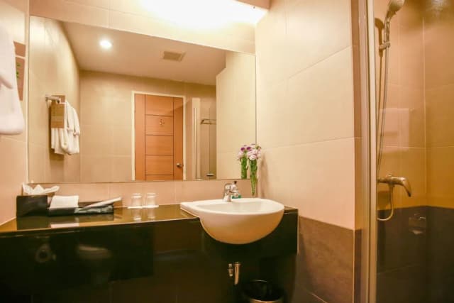 北門拉查約廷飯店-開放式客房-8