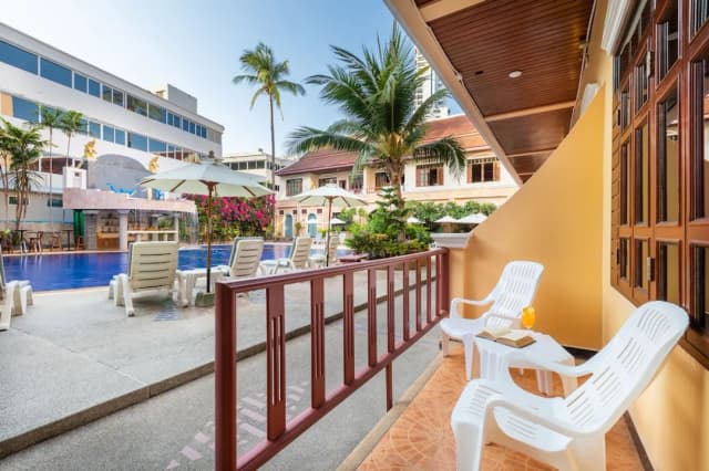 Tony Resort-Deluxe Double or Twin Room with Pool Access-3