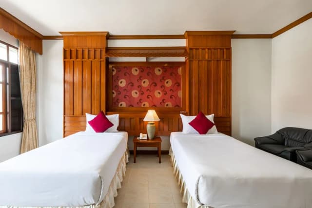 Tony Resort-Deluxe Double or Twin Room with Pool Access-2