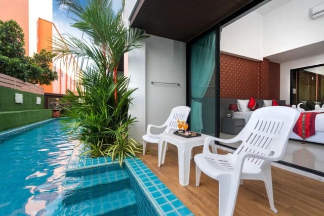 The Thames Pool Access Resort SHA+-Deluxe Twin Room with Pool Access-1