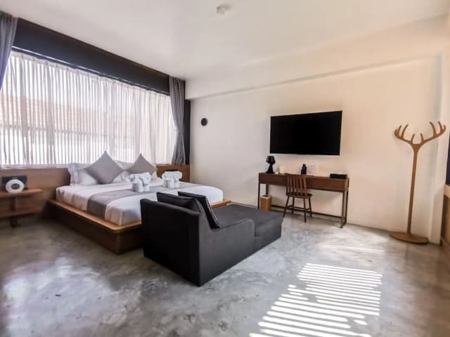 M5 Hotel-Premier Room-1