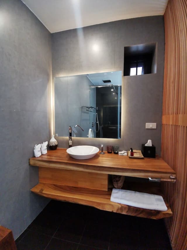 M5 Hotel-Premier Room-11