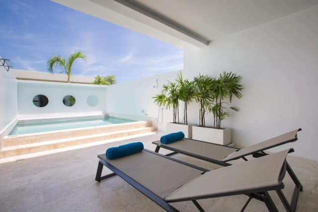 Skye Beach Hotel-1 Bedroom Pool Suite-1