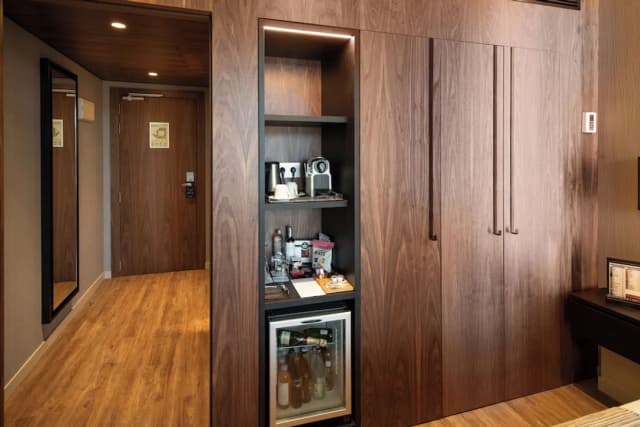 Catalonia Barcelona Plaza-Superior Room (Square View)-3