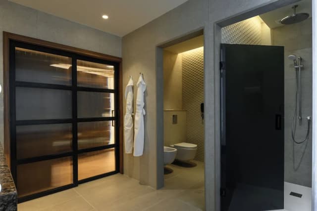 Catalonia Barcelona Plaza-Suite-9