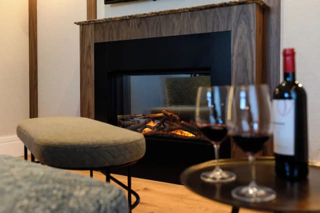 Catalonia Barcelona Plaza-Suite-2