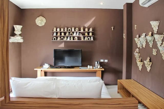 핌나라 부띠끄 호텔-Deluxe Room with Window-9