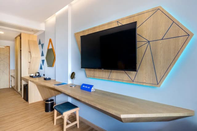 喀比奧南海灘藍索泰智能飯店 - 只招待成人-Deluxe Twin Room With Balcony-5