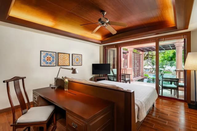 盛泰瀾普吉卡倫海灘度假村-豪華套房, 1 張特大雙人床, 私人泳池-1