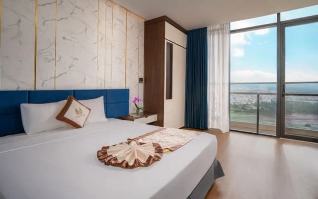 ヴェスナ ホテル ニャチャン-プレミアム ダブルルーム バルコニー パーシャル オーシャン ビュー-4