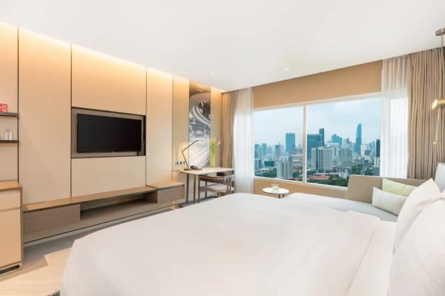 Pathumwan Princess Hotel-Grand Deluxe King Bed-4