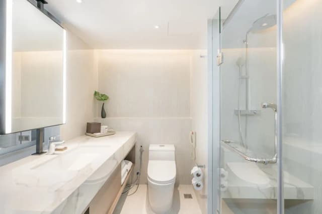 Pathumwan Princess Hotel-Deluxe Classic Twin Bed-3