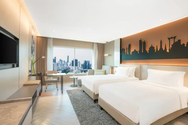 Pathumwan Princess Hotel-Deluxe Classic Twin Bed-1