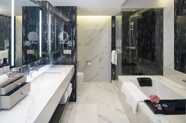 Pathumwan Princess Hotel-Two Bedroom Grand Suite-2