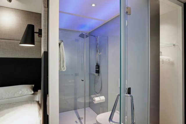 citizenM Amstel Amsterdam-客房, 1 张特大床-9
