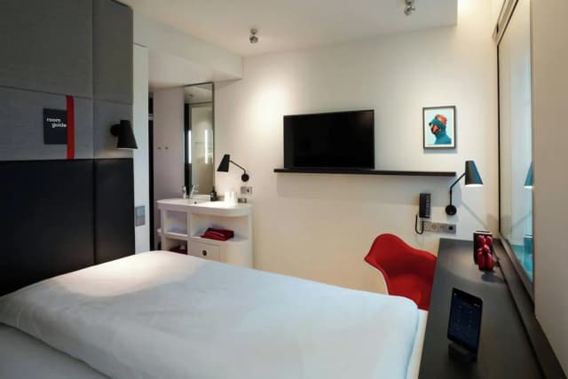 citizenM Amstel Amsterdam-客房, 1 张特大床-6