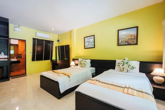 타이 모던 리조트 & 스파-Deluxe Twin Bedroom (Near the Parking Area)-1